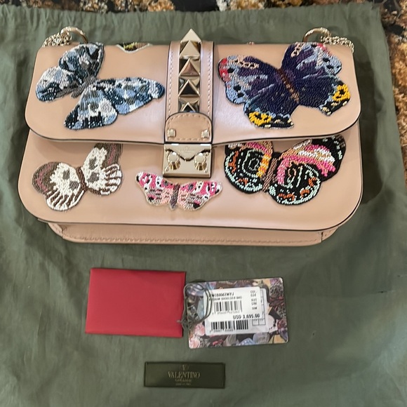 Valentino butterfly medium shoulder bag. Beige with beaded butterfly’s! - Picture 12 of 12